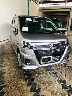 Suzuki Wagon R 2024 Gray