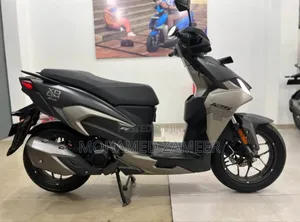 New Hero Xoom 125 2026 Black