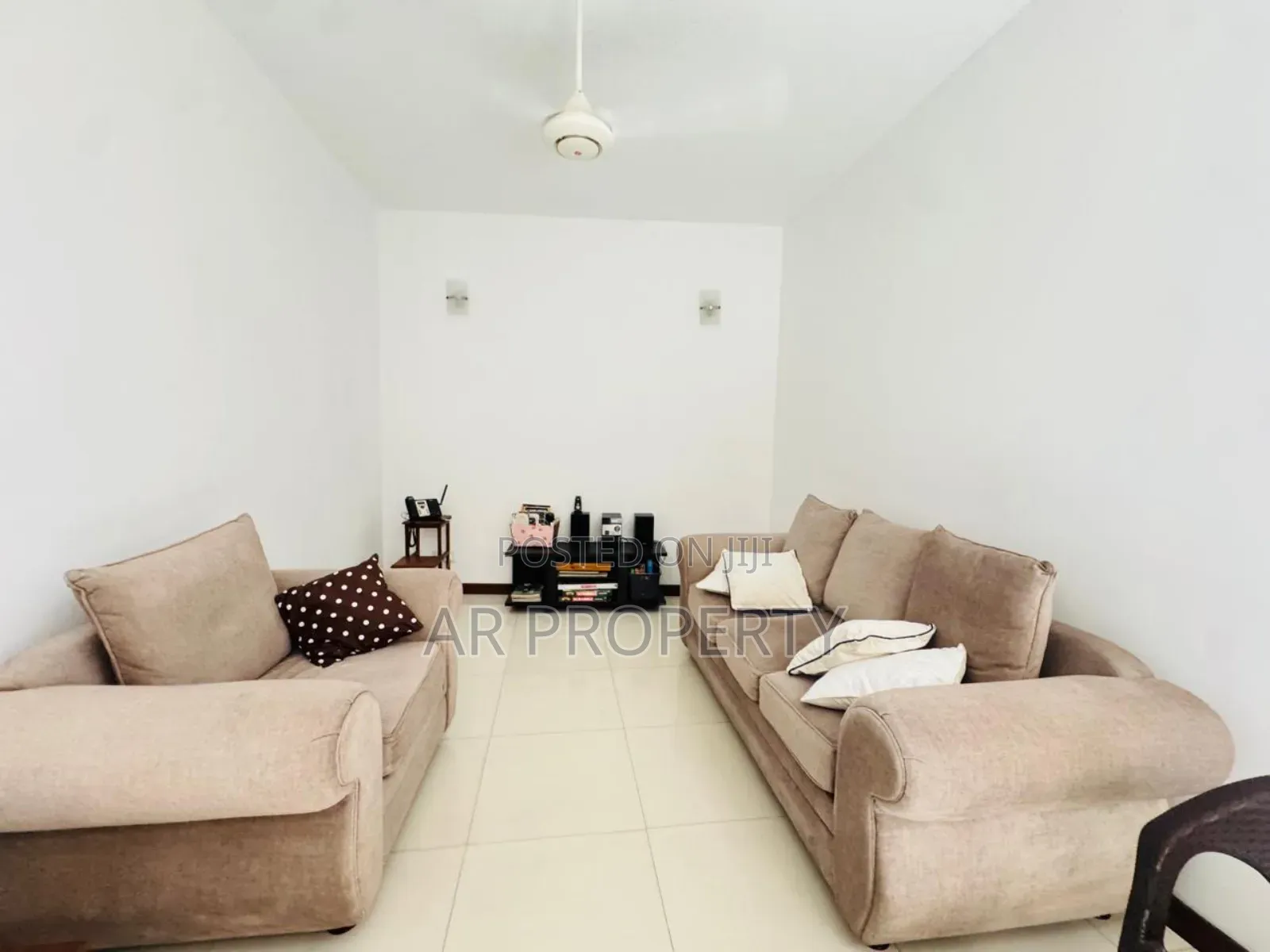 5bdrm House in Nugegoda for sale