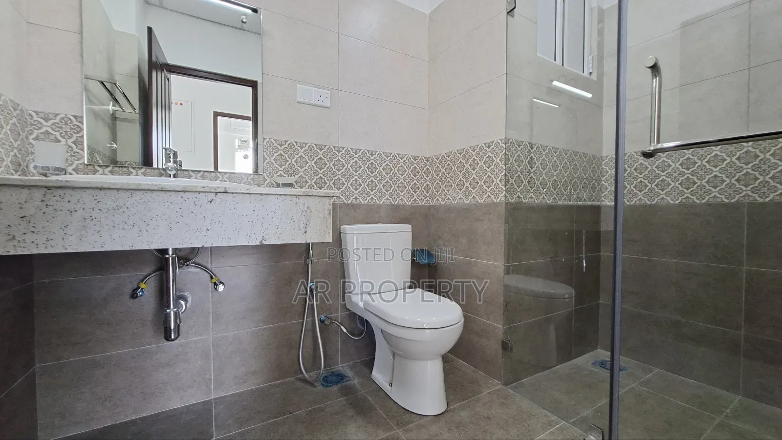 4bdrm Apartment in Colombo City for sale