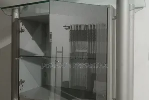 Switzerland නිෂ්පාදනයකි,වීදුරු සහ ස්ටෙින්ලස් ස්ටීල් වලින් නිපදවා ඇත. .