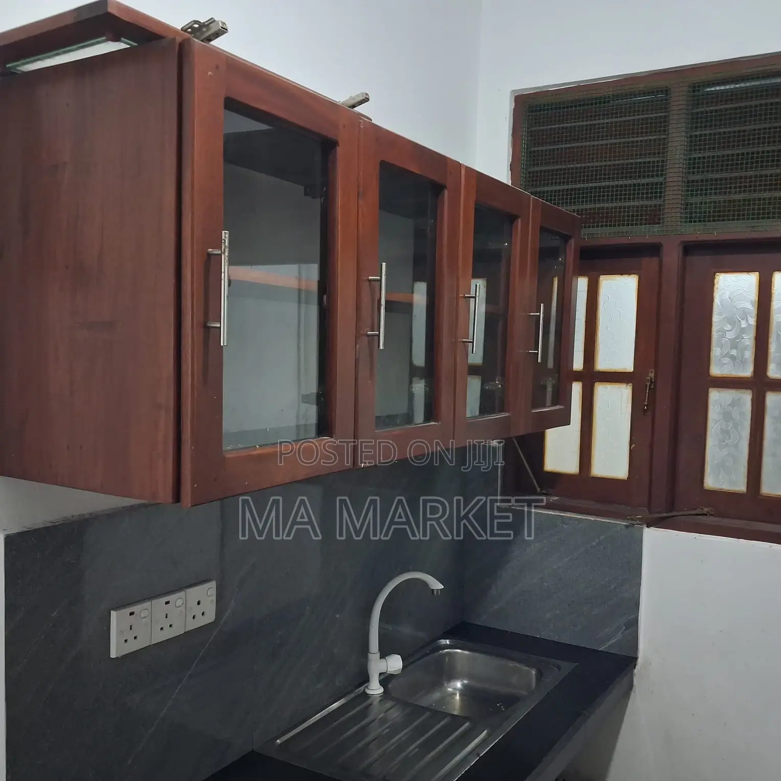Furnished 2bdrm Apartment in 2 Bedrooms, Homagama for rent