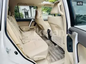 Toyota Land Cruiser Prado 2.7 2023 White