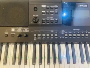 Yamaha PSR-E463 Keyboard for Sale
