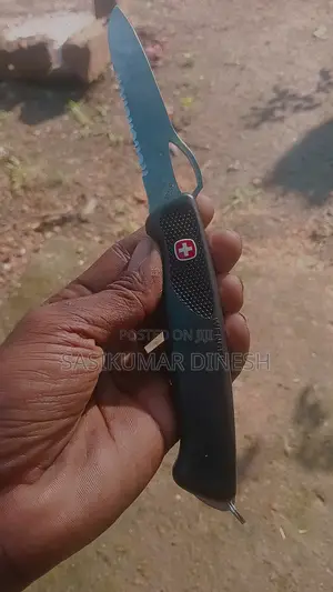 Victorinox Swiss Wenger 151 Army Knife