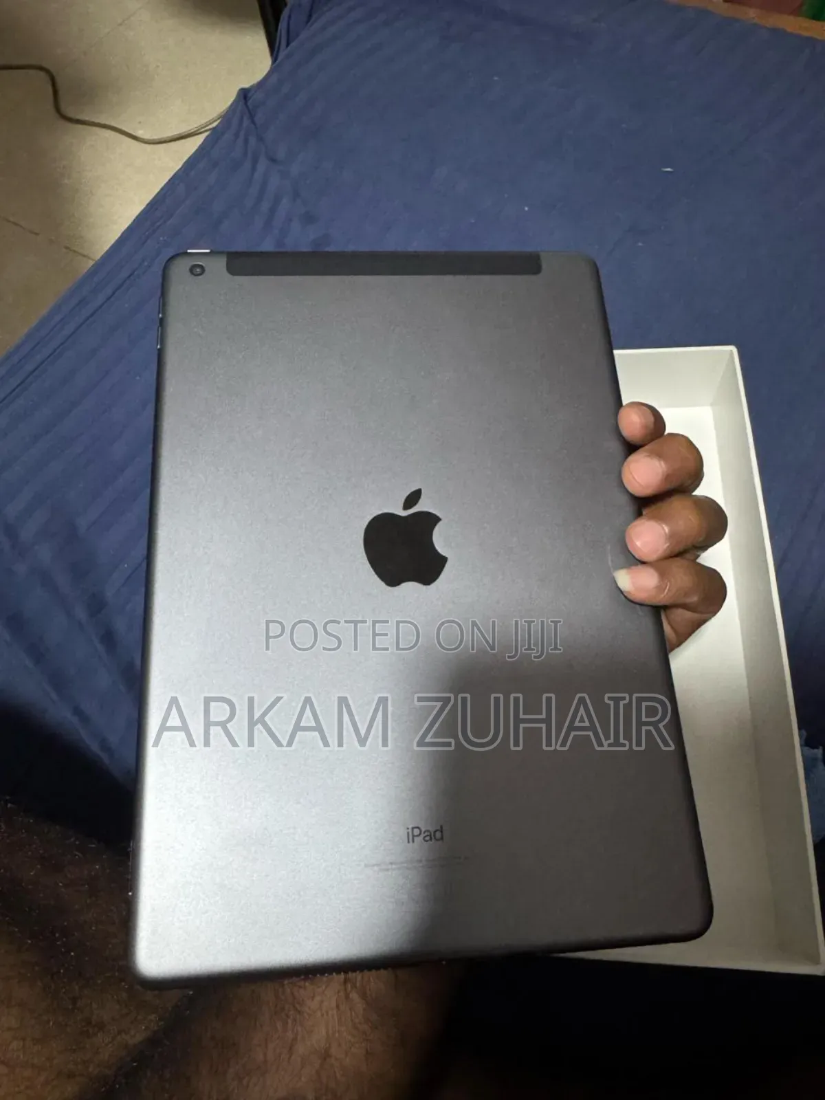 New Apple iPad 10.2 (2021) 64 GB