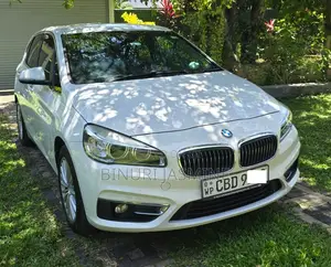 BMW 225xe 2016 White