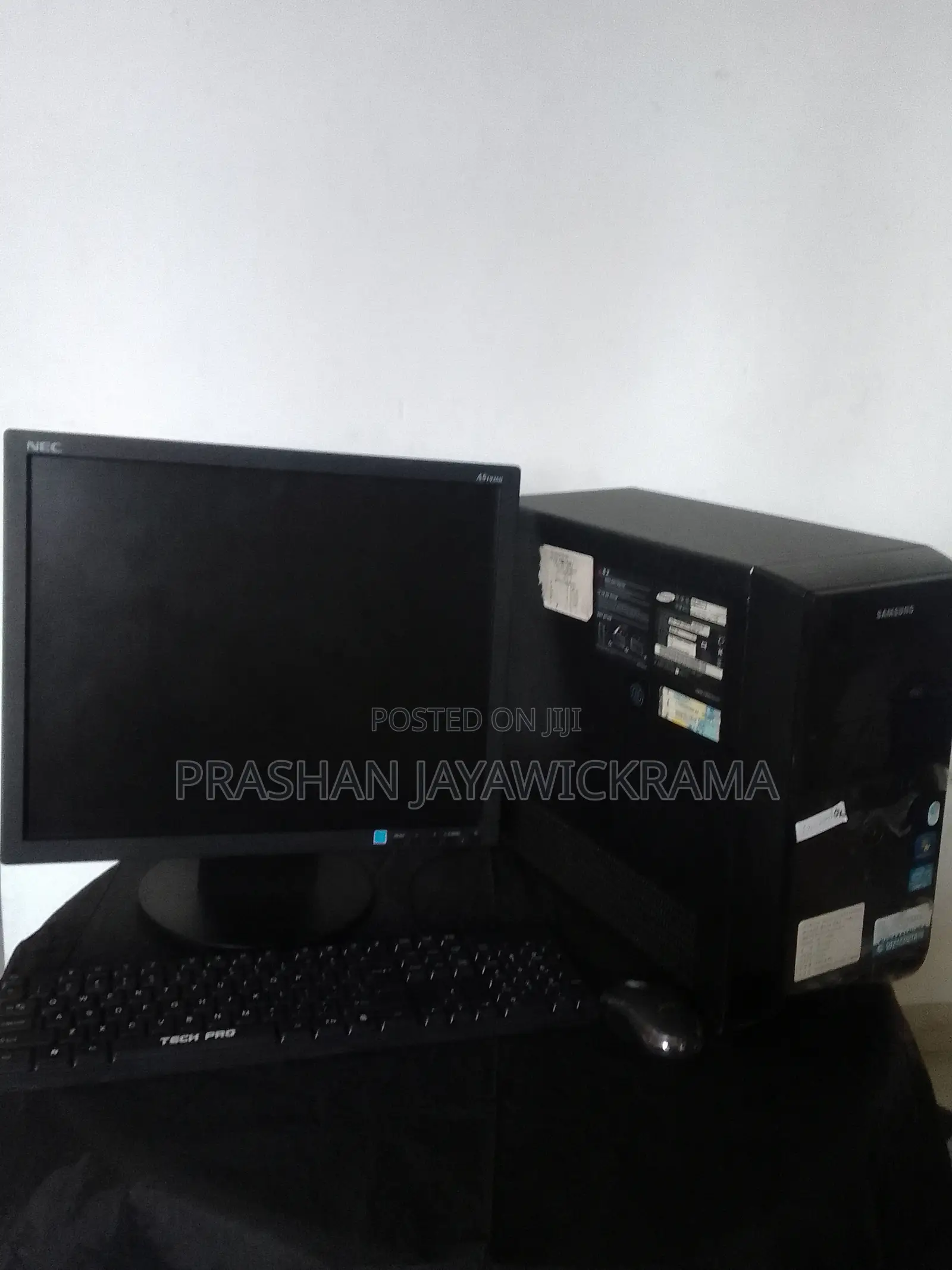 Desktop Computer Samsung AiO 24 4GB Intel Core i3 HDD 500GB