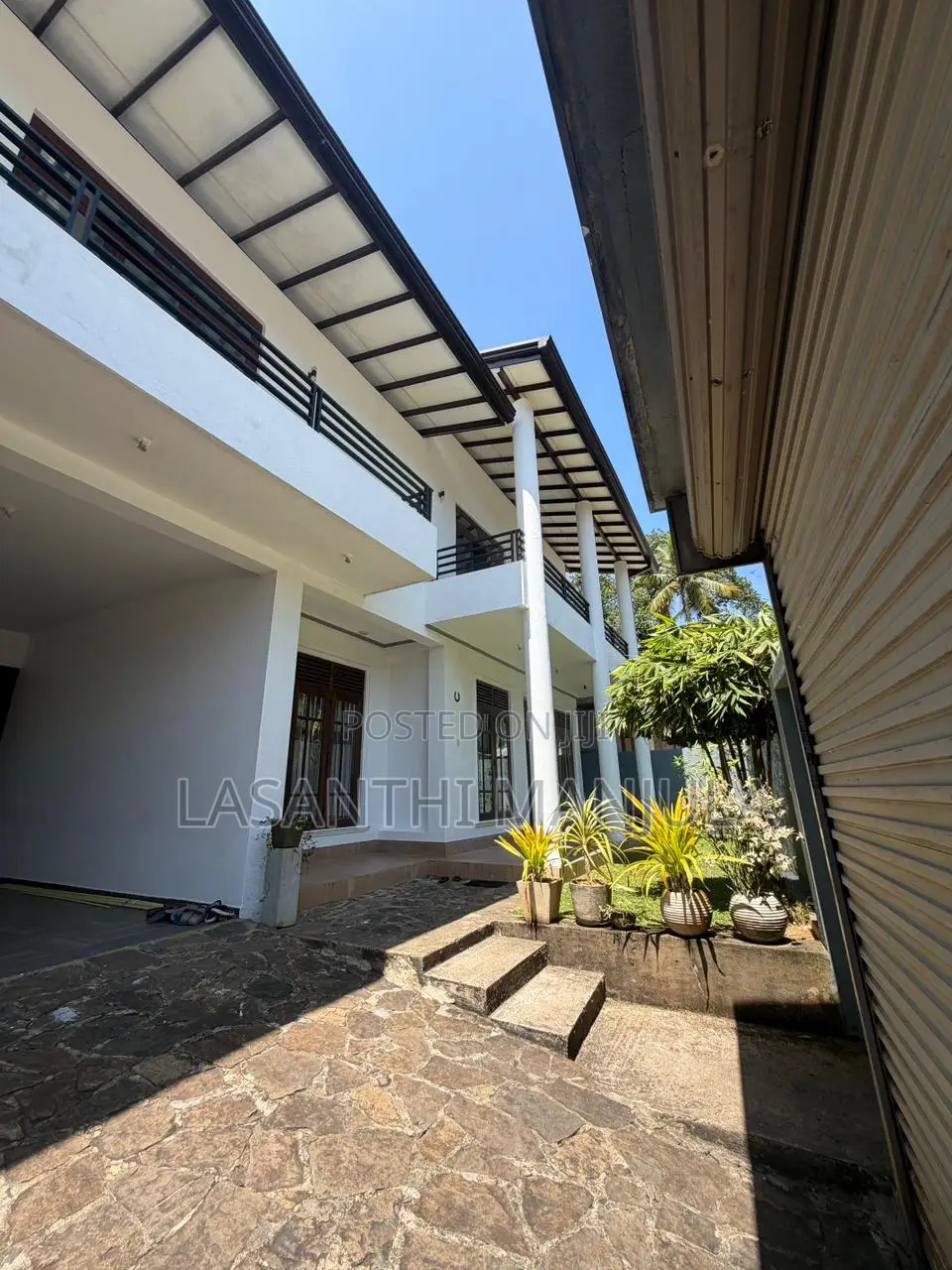 Furnished 4bdrm House in Wicklands, Galle City for rent