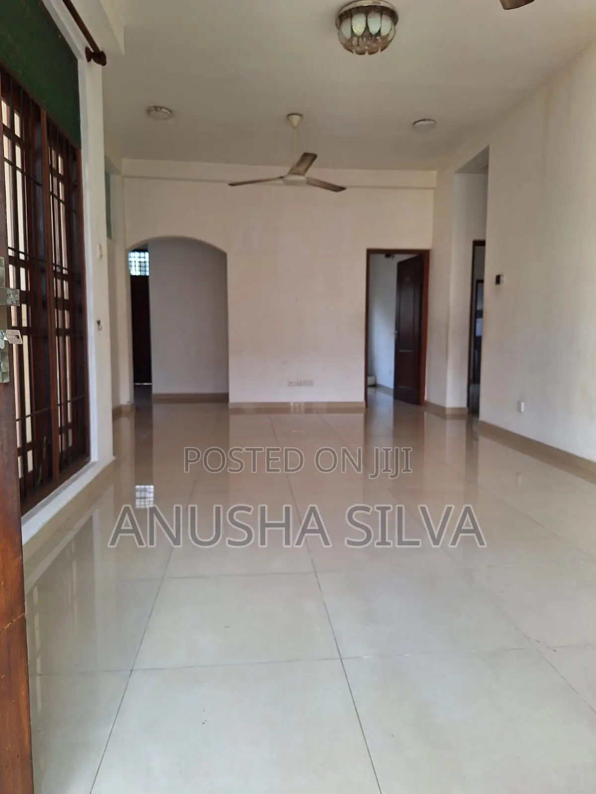 3bdrm House in 99B Sri Somerathana for rent