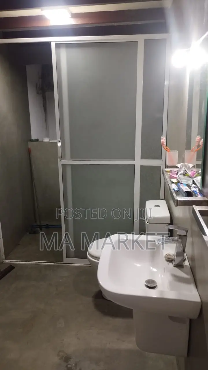 2bdrm Apartment in 2 Bedrooms, Pannipitiya for rent