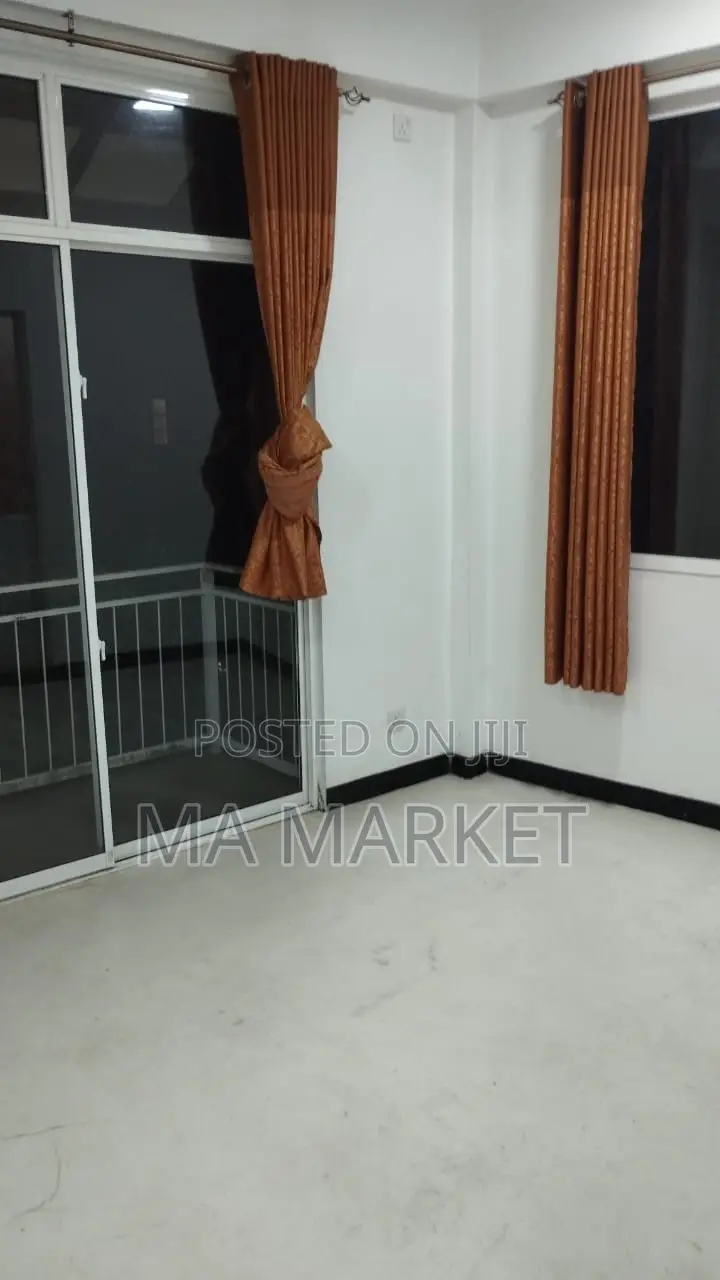 2bdrm Apartment in 2 Bedrooms, Pannipitiya for rent