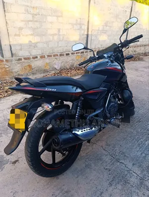 Bajaj Pulsar 150 2018 Red