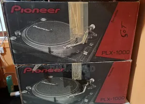 Pioneer PLX 1000 Turntables