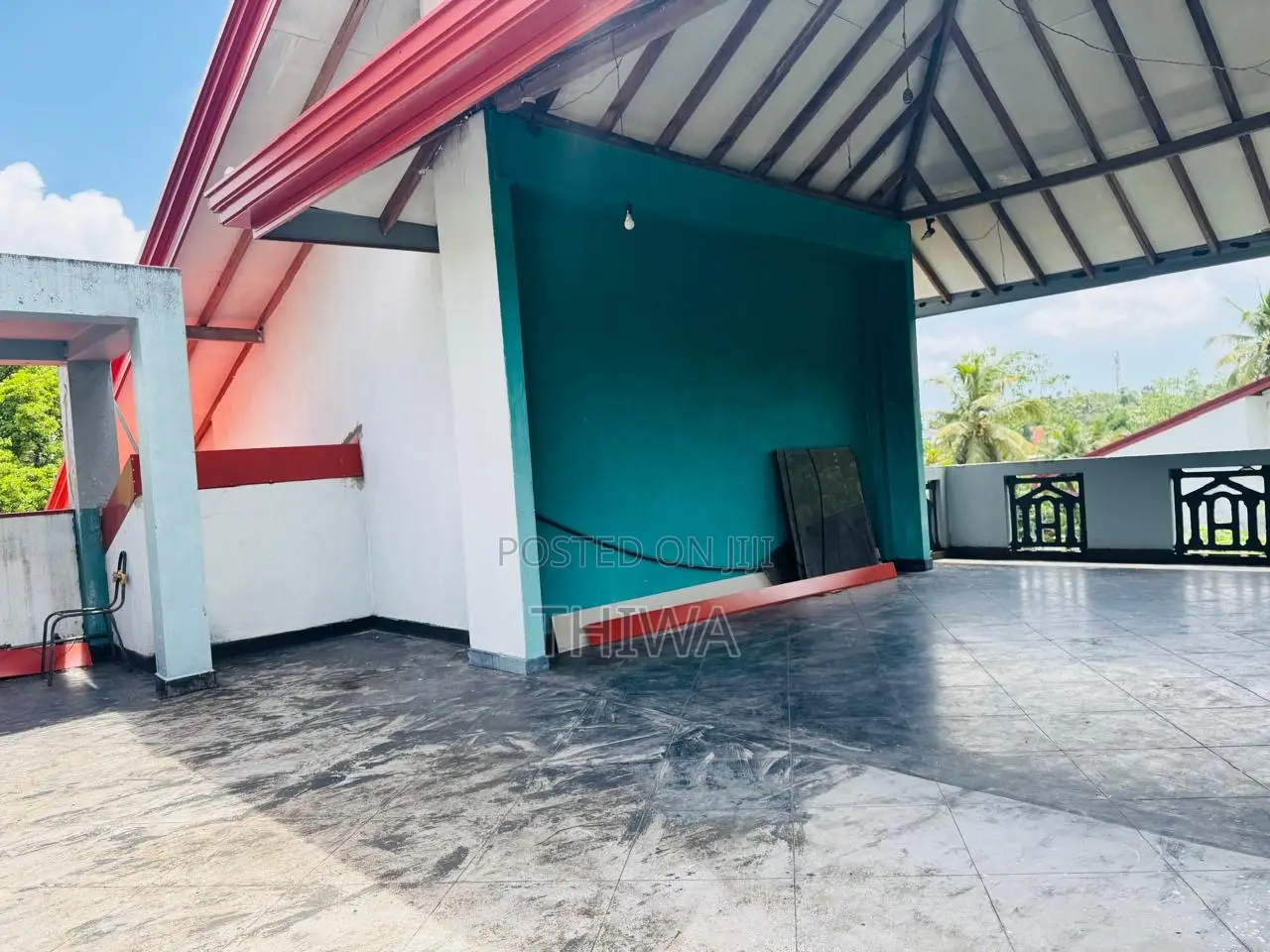 5bdrm House in Kahathuduwa for sale