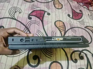 Laptop Dell Latitude E5500 4GB Intel Core 2 Duo HDD+SSD 256GB