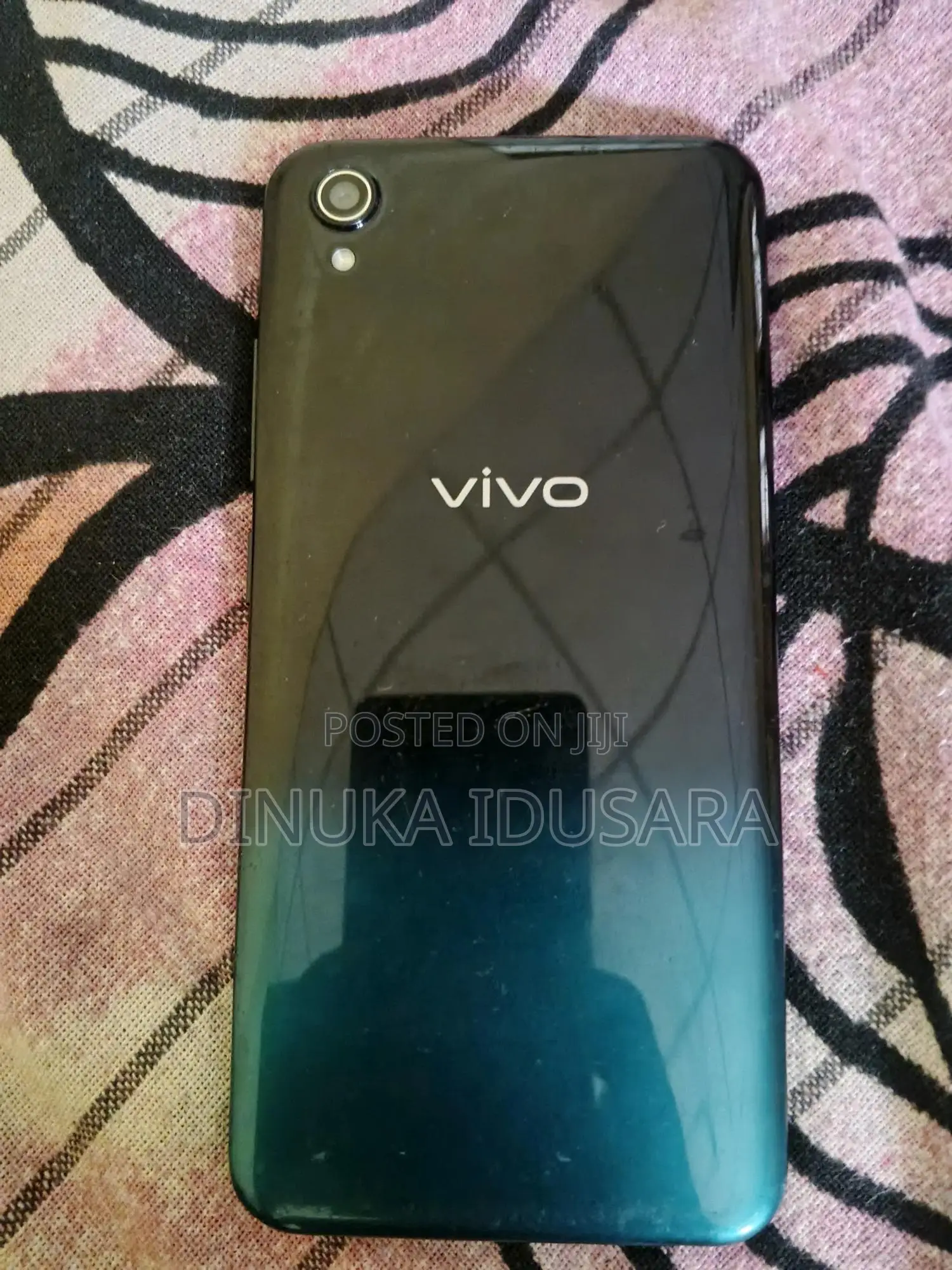 Vivo Y1s 32 GB