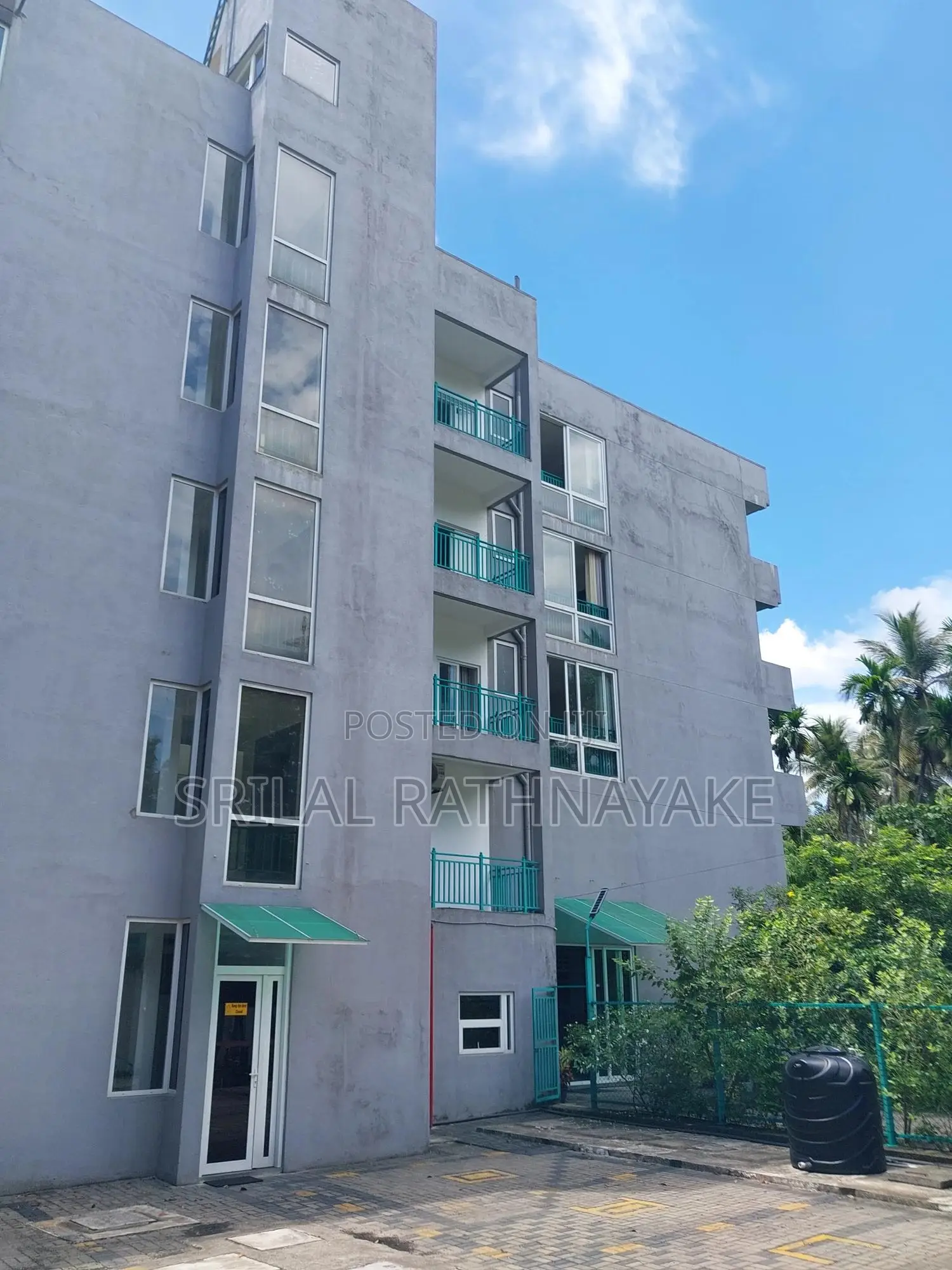 Furnished 16bdrm Apartment in Mekong Metlife, Gampaha City for sale