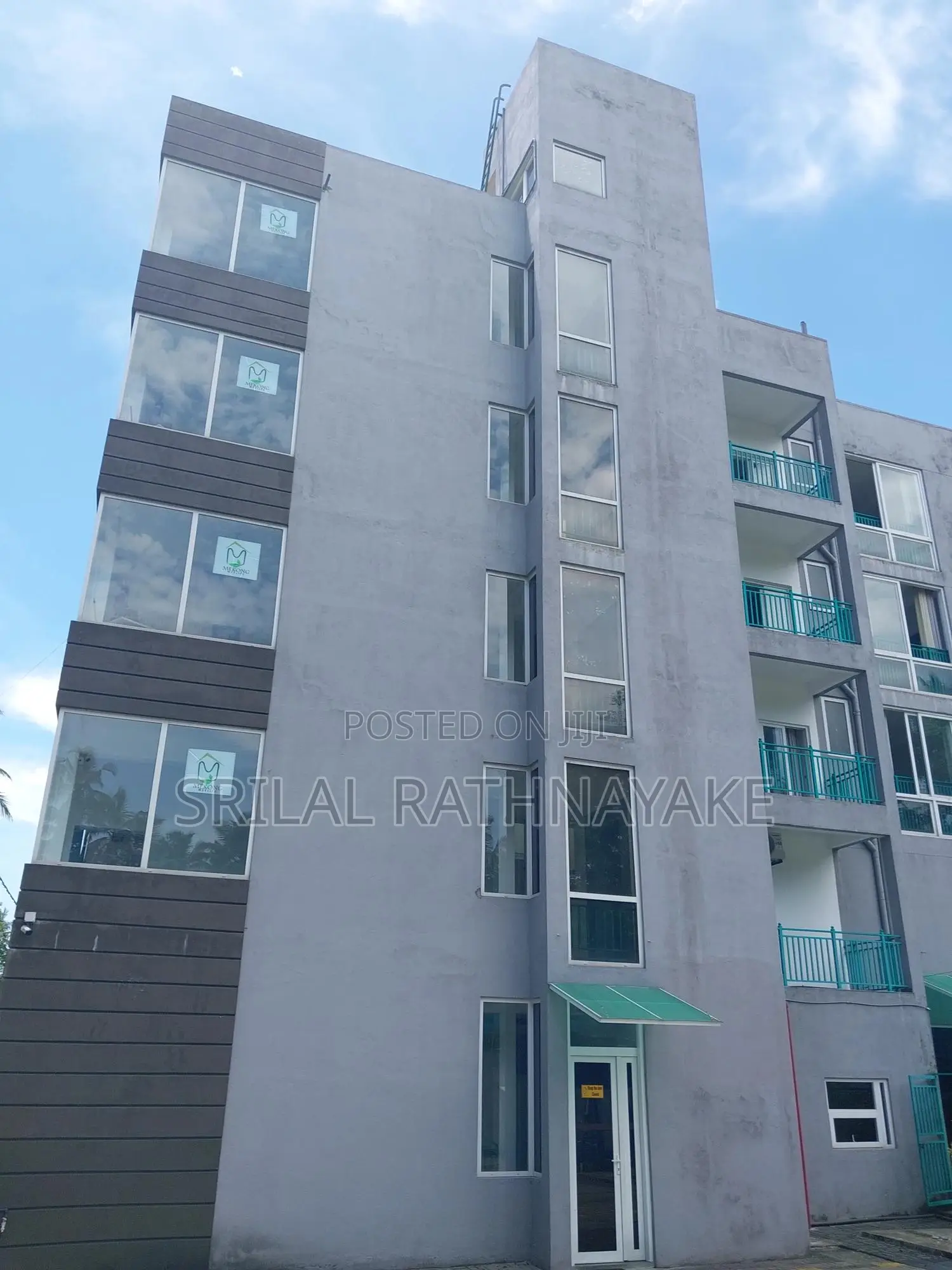 Furnished 16bdrm Apartment in Mekong Metlife, Gampaha City for sale