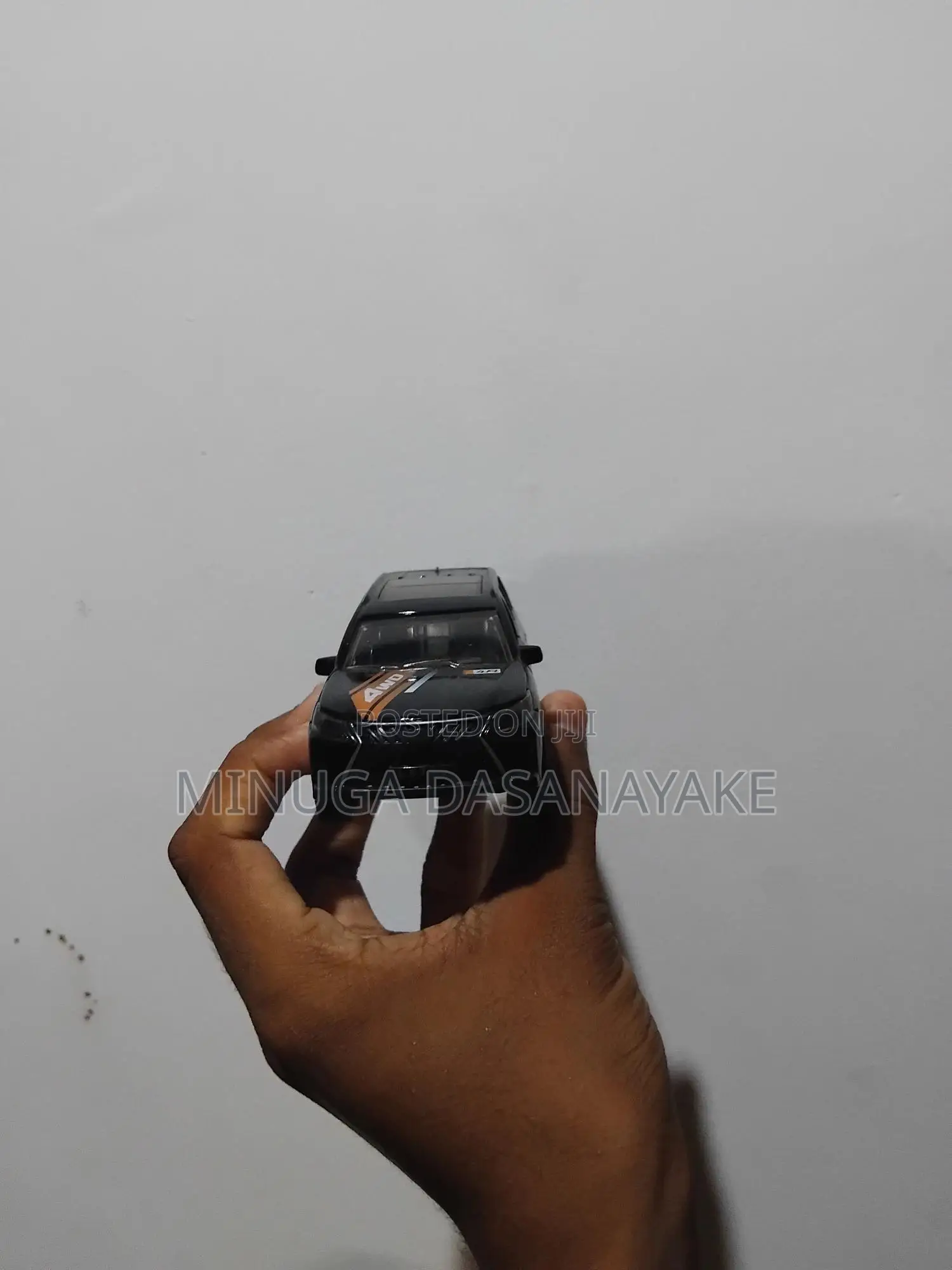 L5700 Lexus Die Cast Model