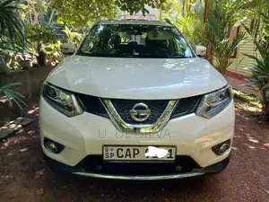 Nissan X-Trail 2.0 Hybrid FWD 2016 Pearl