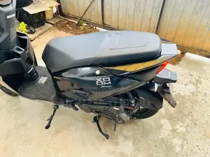 New Hero Xoom 110 Xtec 2025 Black