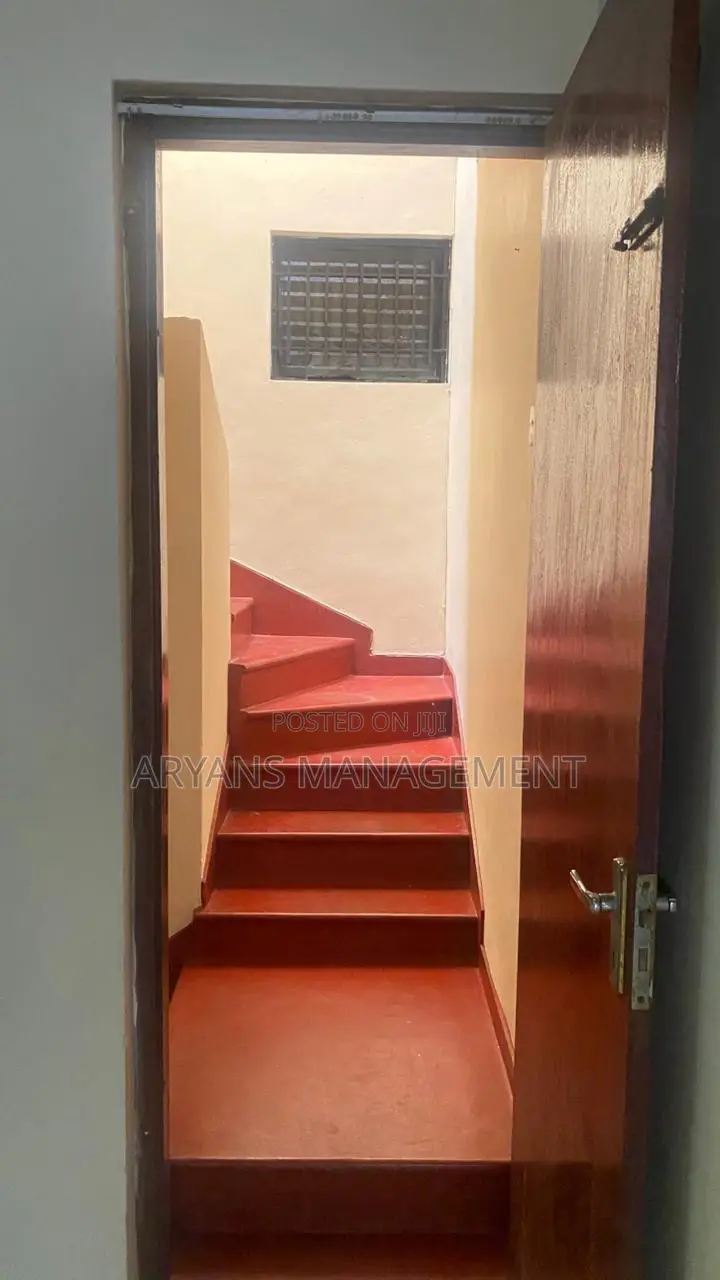 Furnished 3bdrm House in Jambugasmulla, Nugegoda for rent