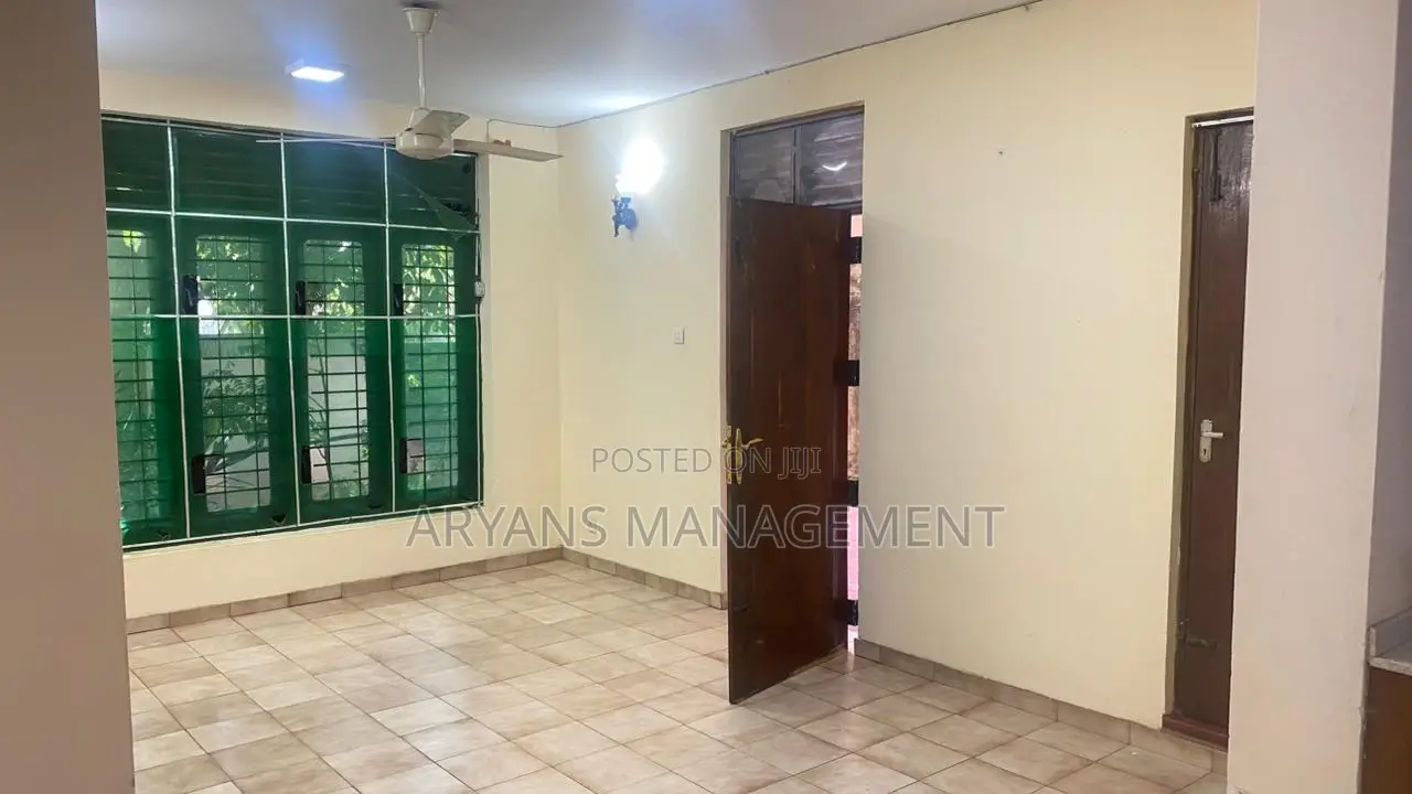 Furnished 3bdrm House in Jambugasmulla, Nugegoda for rent