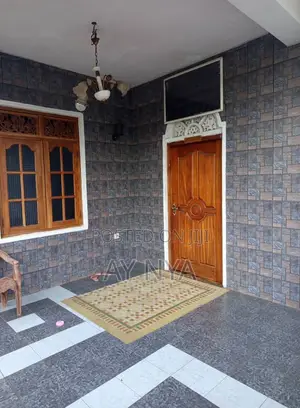 4bdrm House in Gampola for sale