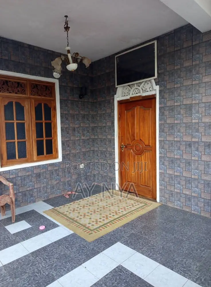 4bdrm House in Gampola for sale