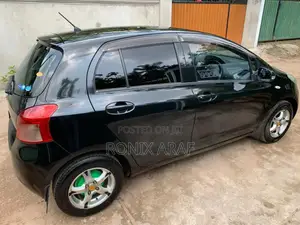 Toyota Vitz 2007 Black