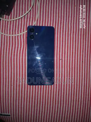 Samsung Galaxy A06 128 GB Purple