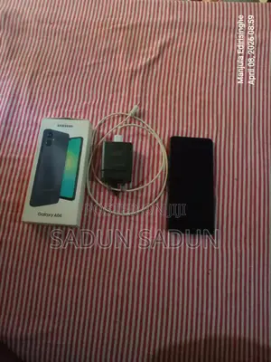 Samsung Galaxy A06 128 GB Purple