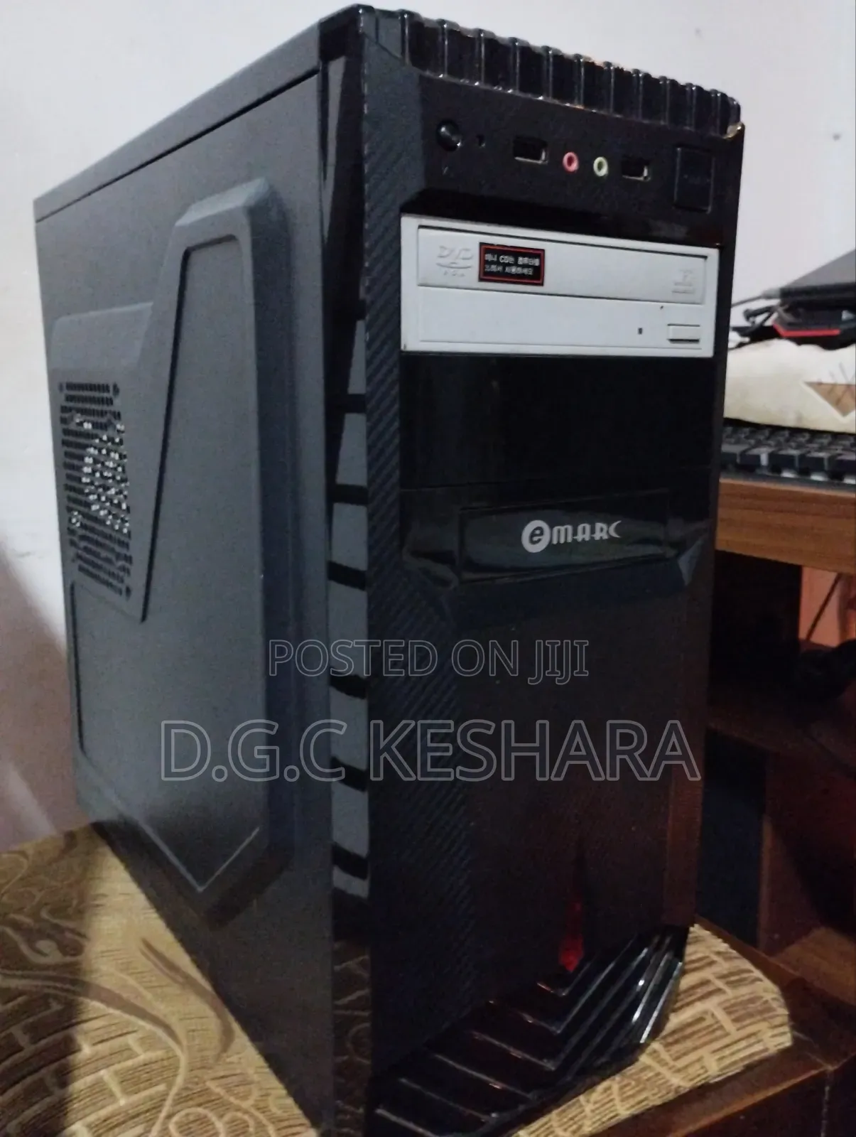 Desktop Computer 8GB Intel Core i3 HDD+SSD 1T