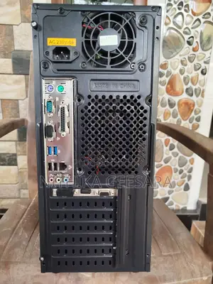 Desktop Computer 8GB Intel Core i5 HDD+SSD 750GB