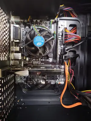 Desktop Computer 8GB Intel Core i5 HDD+SSD 750GB