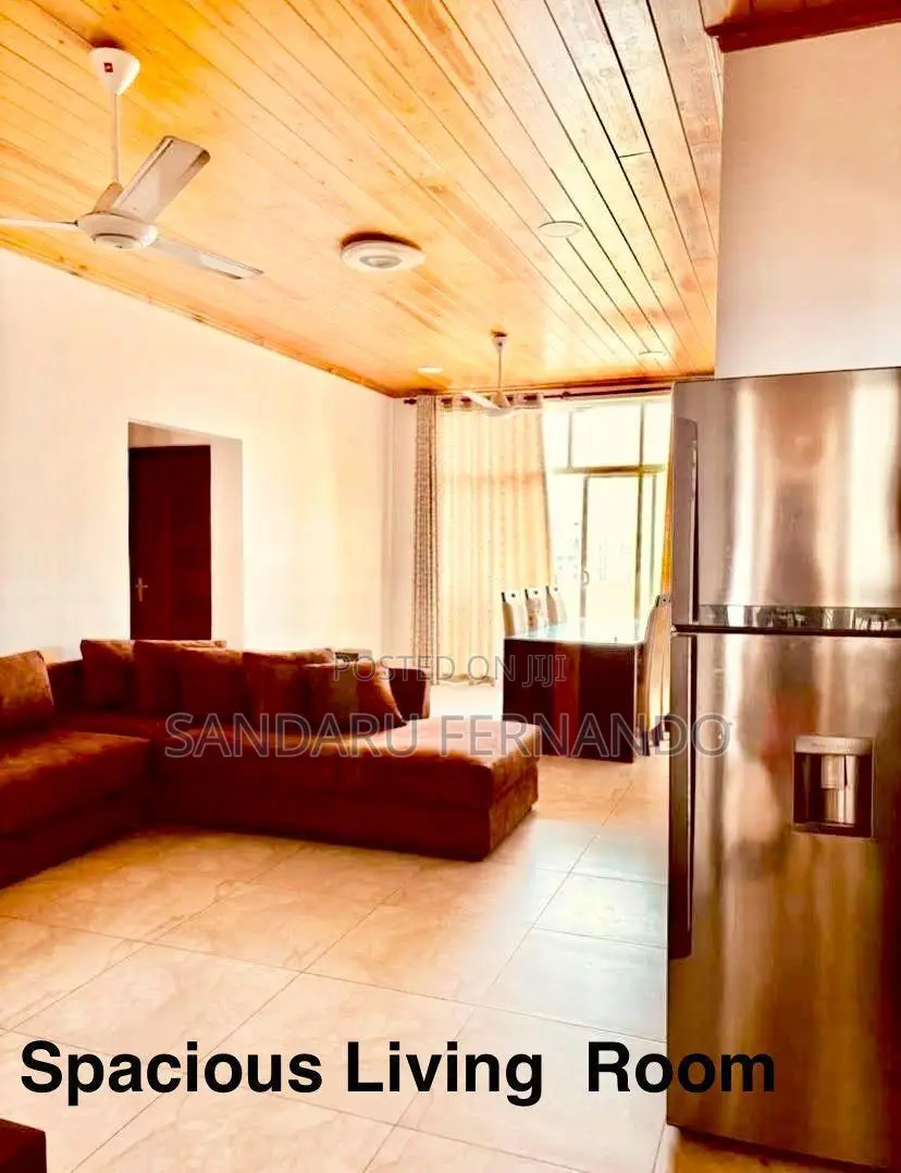 3bdrm Apartment in Wellawatte for sale