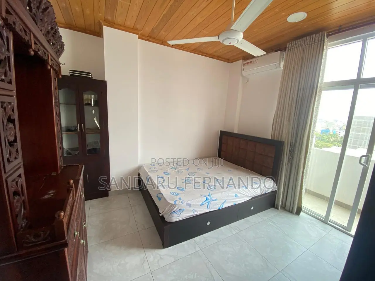 3bdrm Apartment in Wellawatte for sale