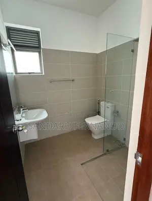 4bdrm House in 301/5 Clover C.V.S., Hokandara for rent