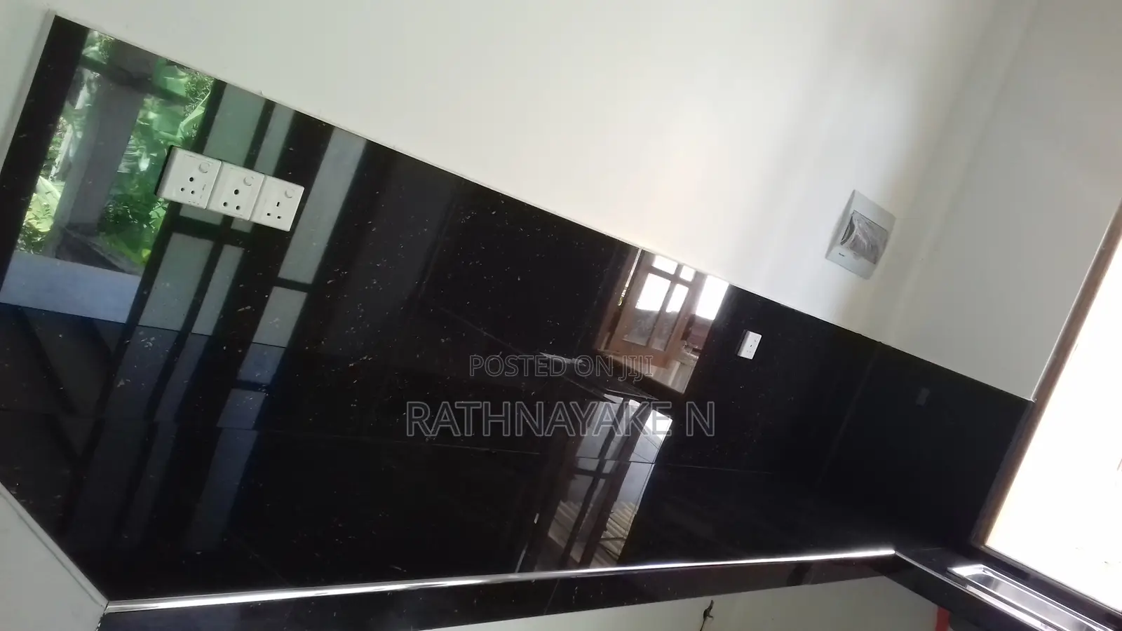 5bdrm House in Ja-Ela for sale