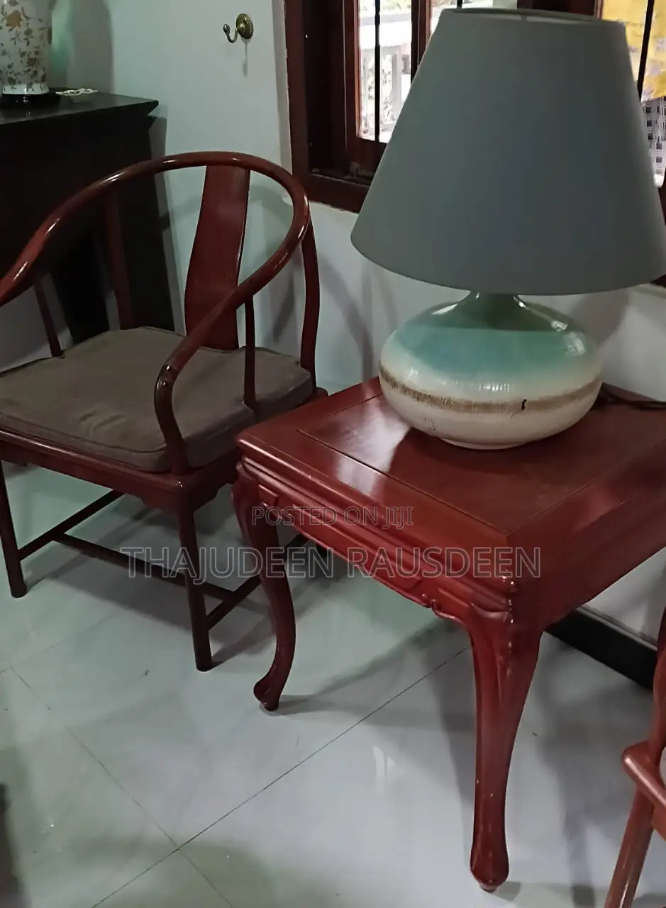 Classical Chinese Craftsmanship. ​The Design: "Waisted" Style
