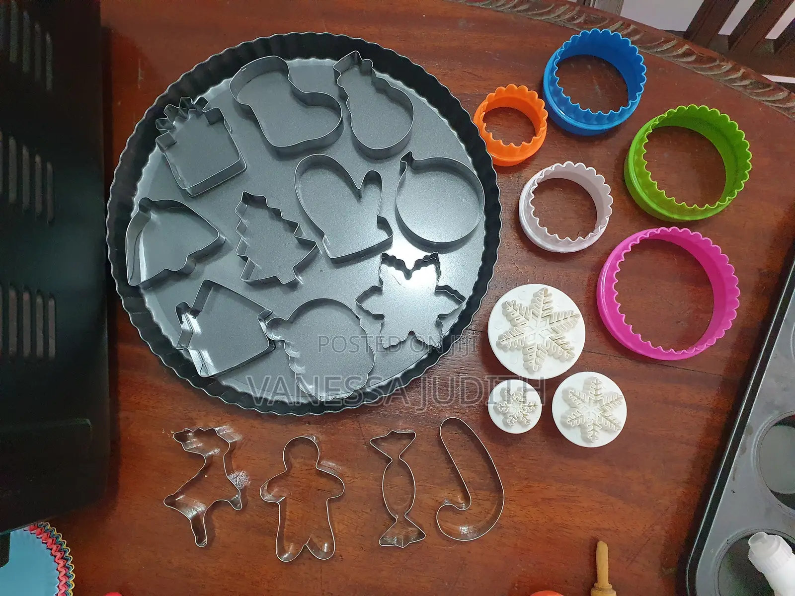 Electric Oven and Baking Items for Sale
