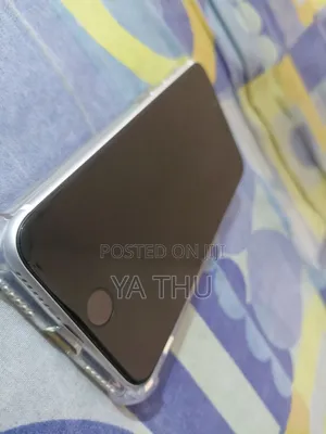 Apple iPhone SE (2020) 64 GB White