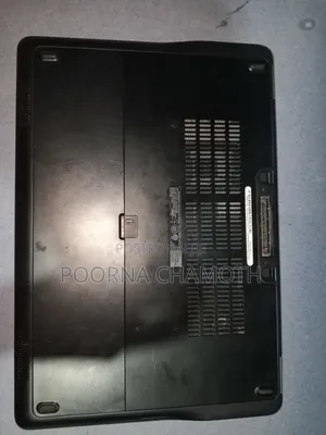 Laptop Dell Latitude 7450 8GB Intel Core i5 SSHD (Hybrid) 128GB