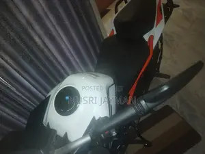 New KTM 2025 Orange