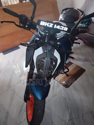 New KTM 2025 Orange