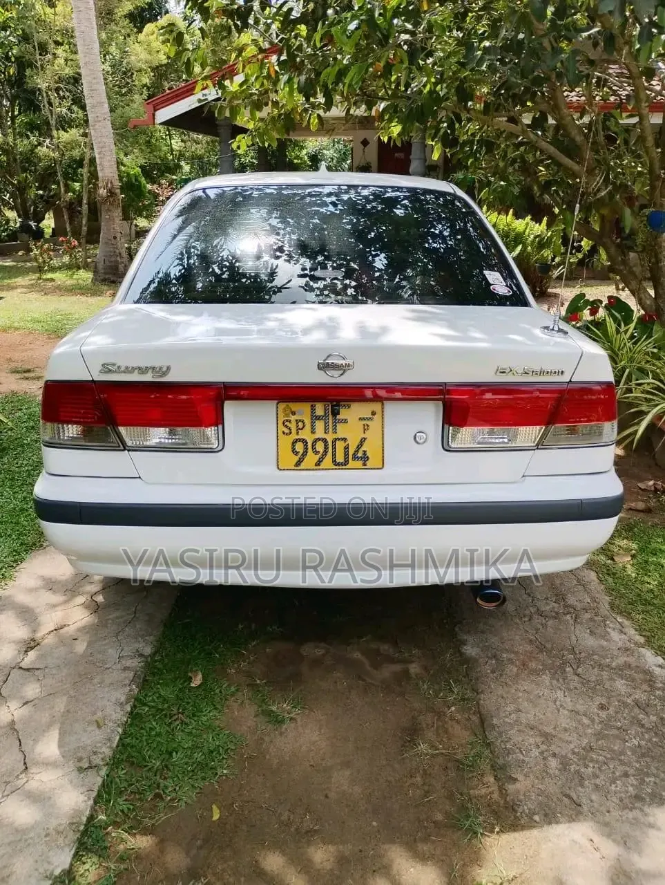 Nissan FB15 2000 White