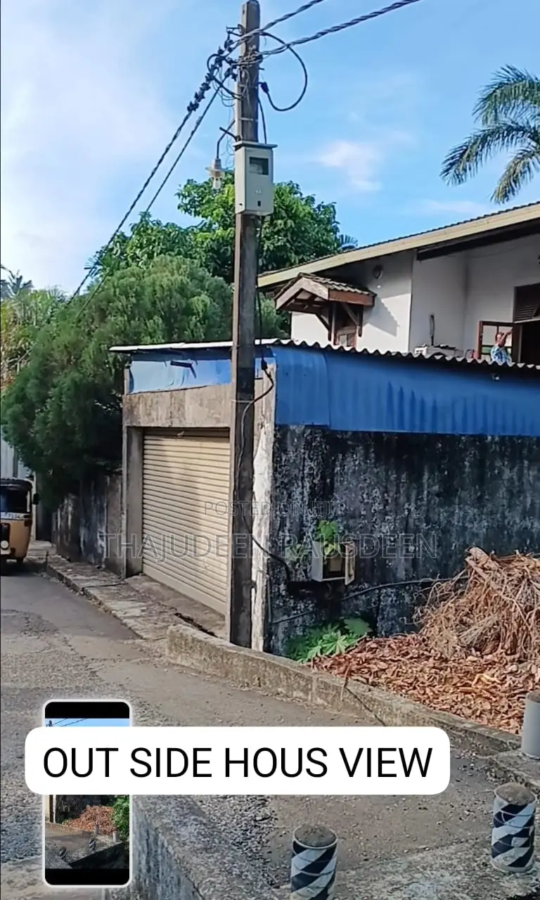 Furnished 4bdrm House in Lakeside Avenue, Rajagiriya for sale