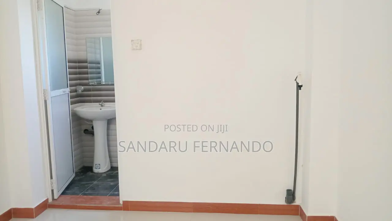 2bdrm Apartment in Sterling Homes, Wattala for rent