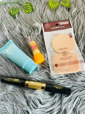 Special Makeup Offer Pack 